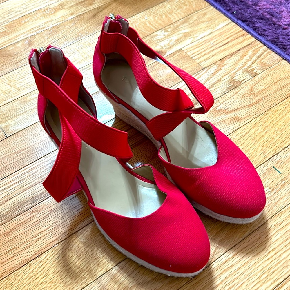 Red strappy shoes